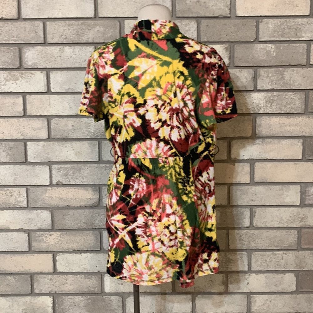 3for$20 blouse medium  - Picture 3 of 4